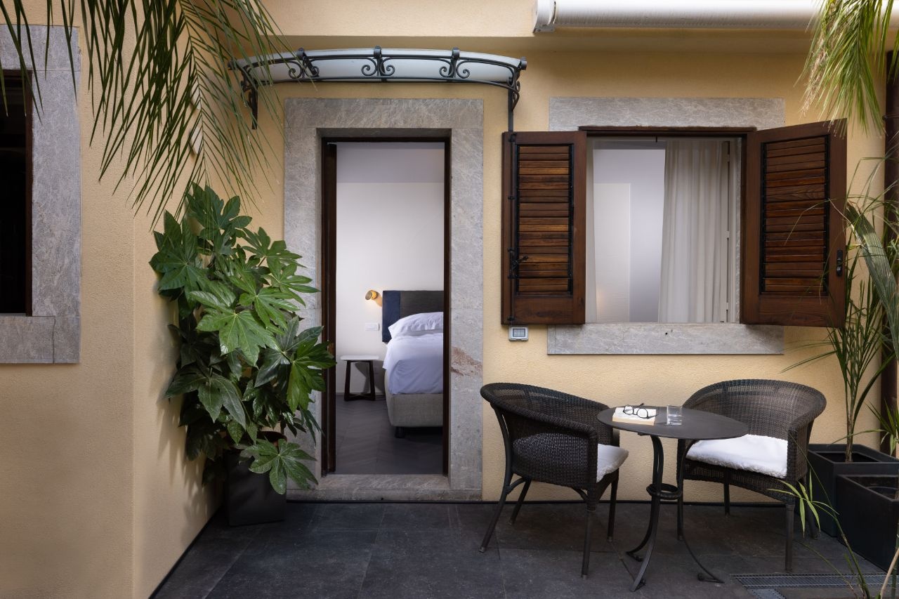 mini suite